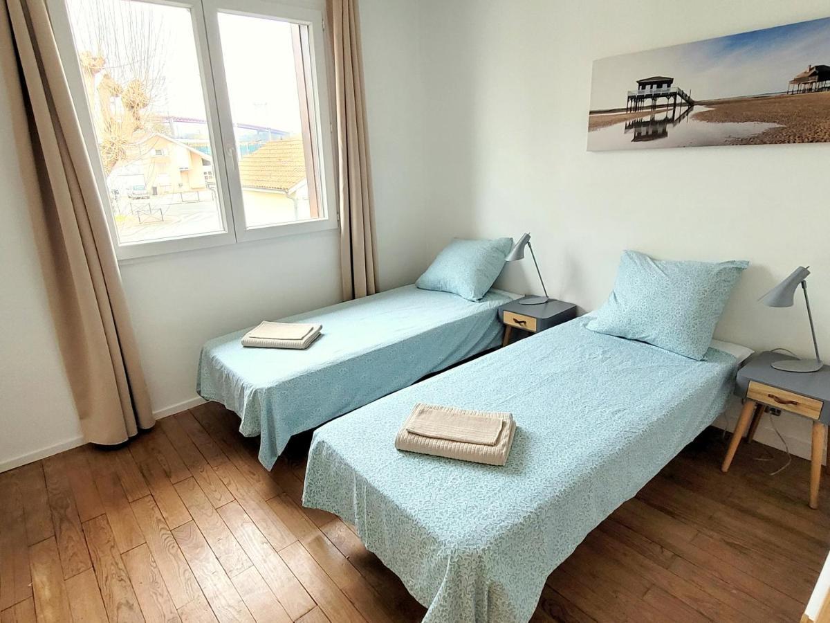 Villa Avec Piscine A Бордо Екстер'єр фото
